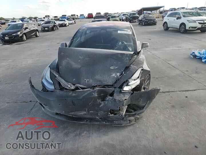 TESLA MODEL 3 2019 - 5YJ3E1EB9KF199052