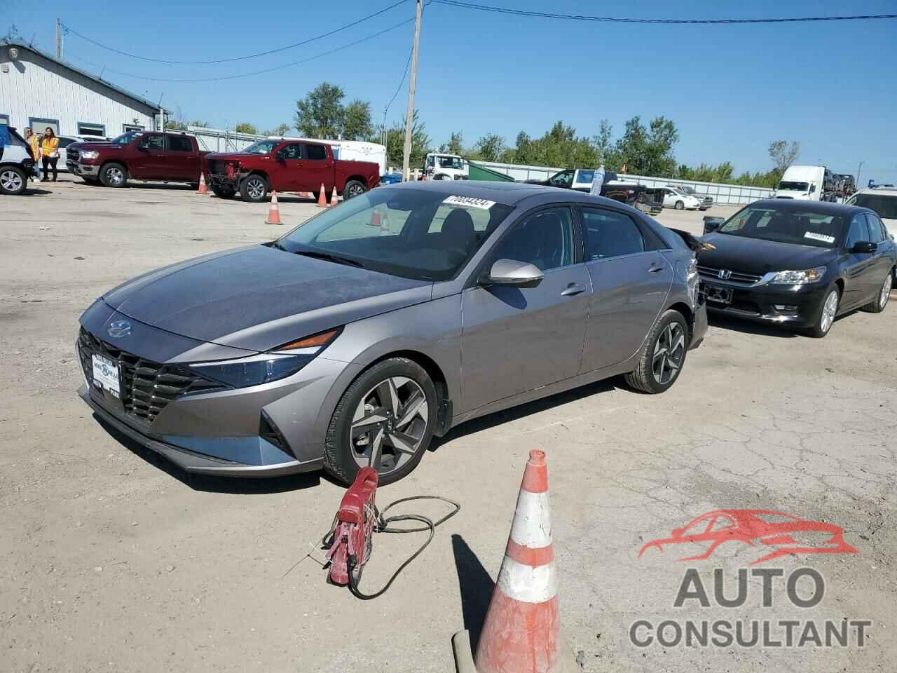 HYUNDAI ELANTRA 2023 - KMHLP4AG5PU608171