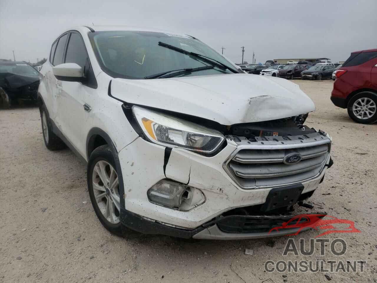FORD ESCAPE 2017 - 1FMCU0G95HUE07415