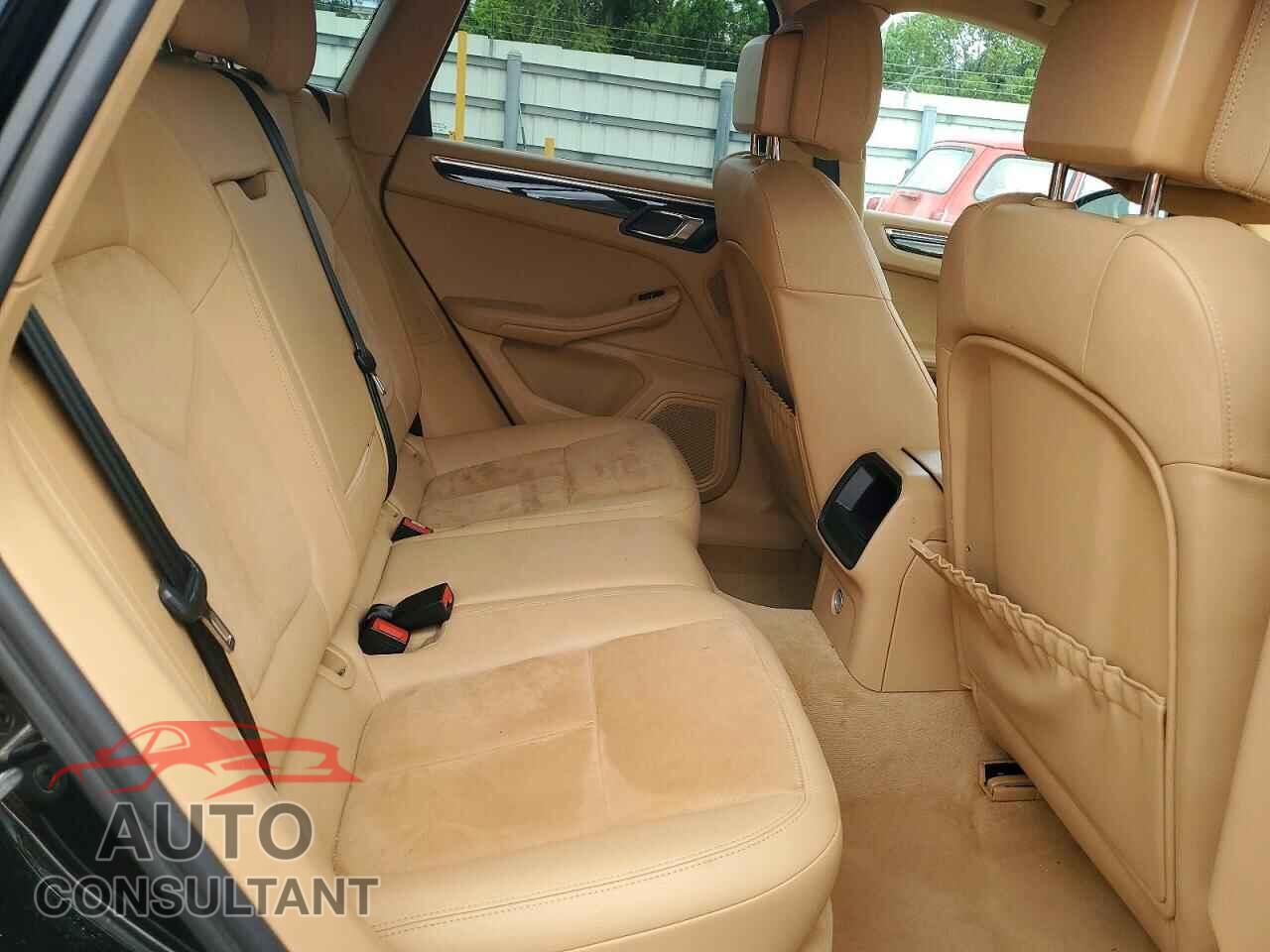PORSCHE MACAN 2015 - WP1AB2A53FLB66877