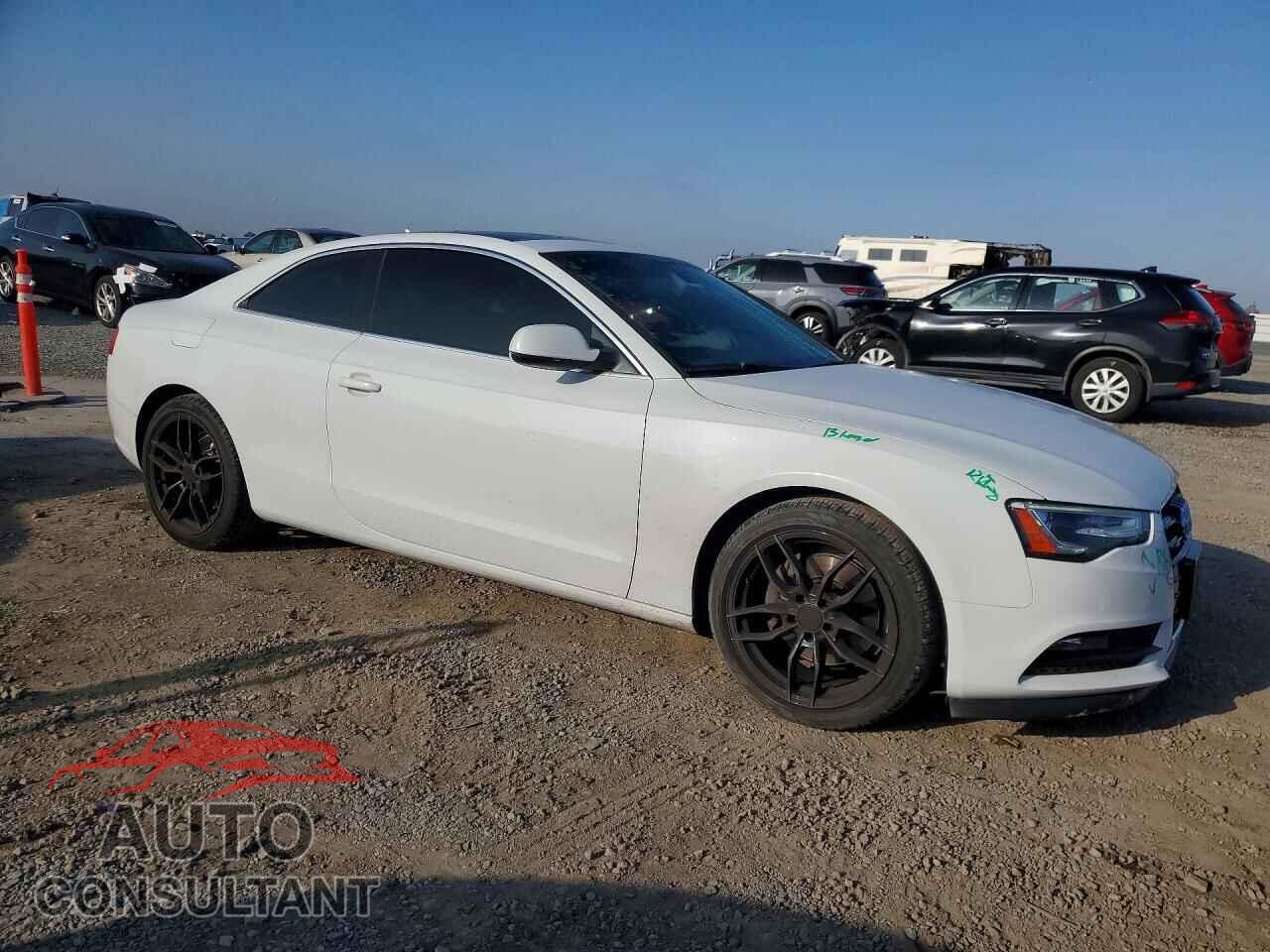 AUDI A5 2013 - WAULFAFR0DA035691