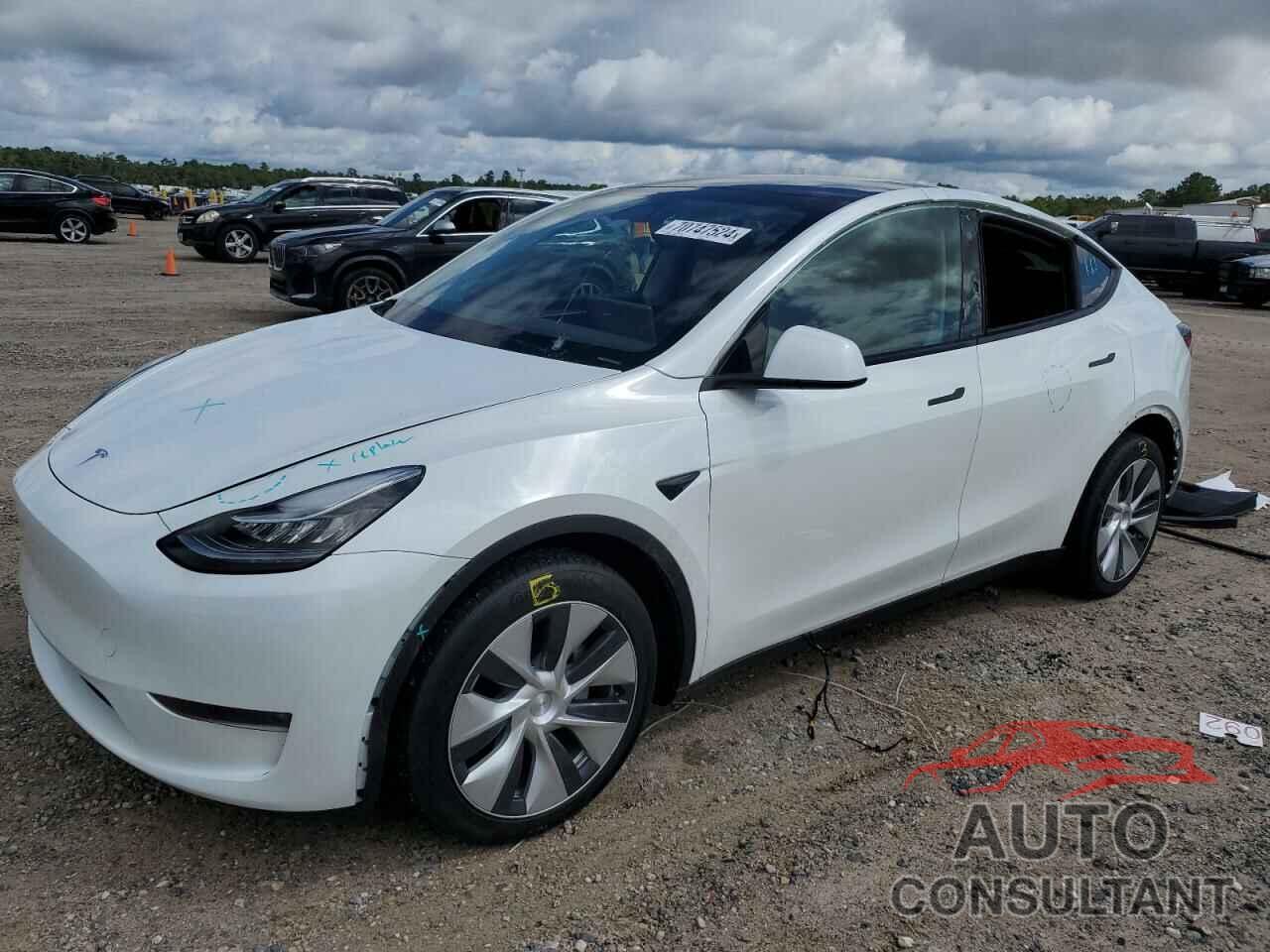 TESLA MODEL Y 2023 - 7SAYGDEE5PA092146