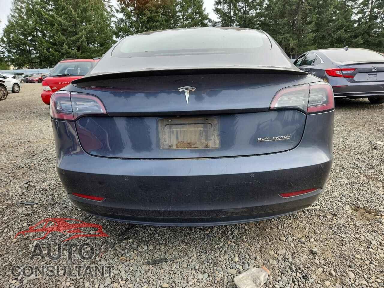TESLA MODEL 3 2018 - 5YJ3E1EBXJF072907