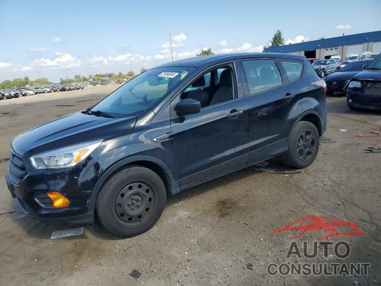 FORD ESCAPE 2017 - 1FMCU0F72HUB48401