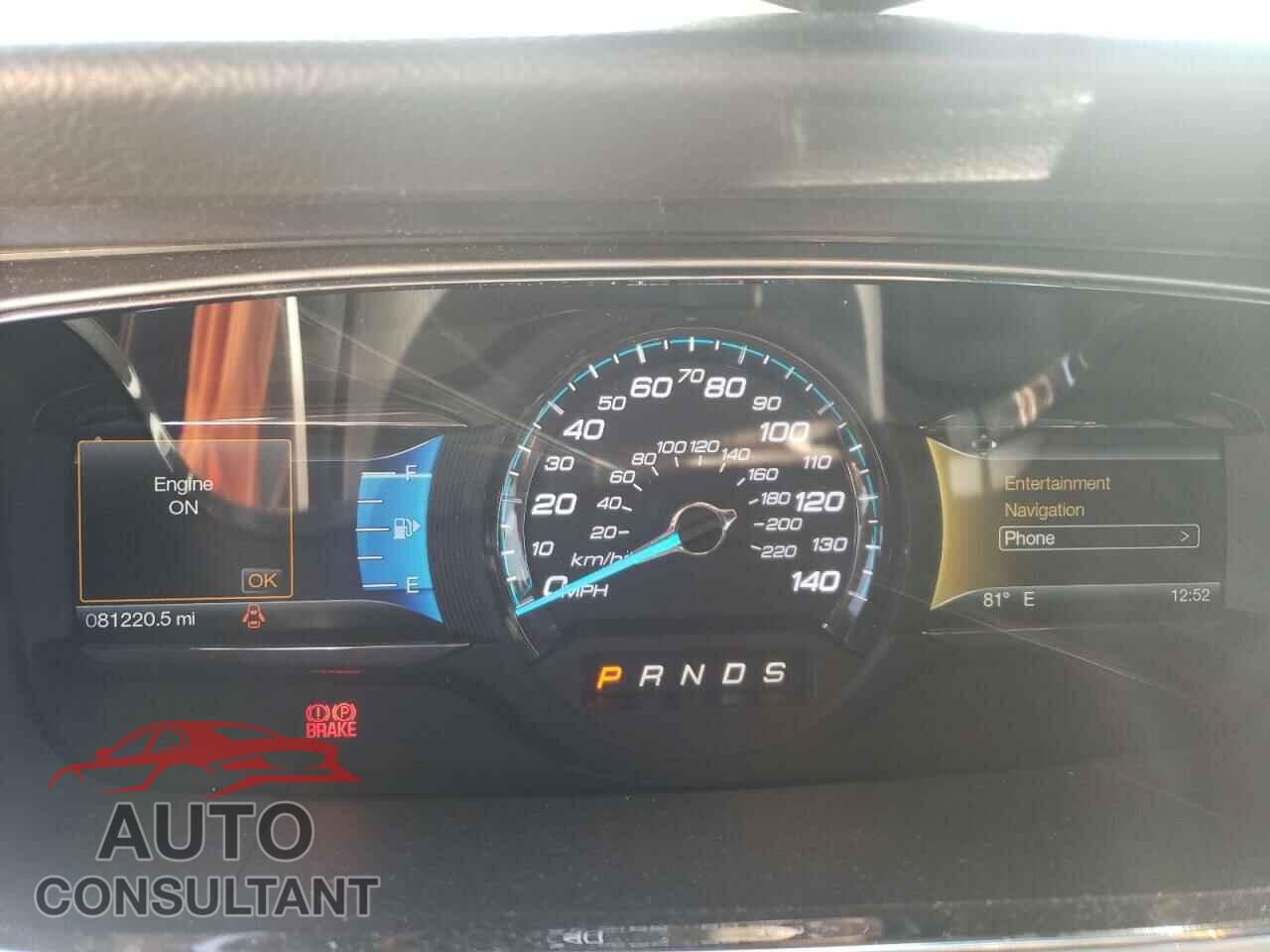 FORD TAURUS 2017 - 1FAHP2E86HG127384