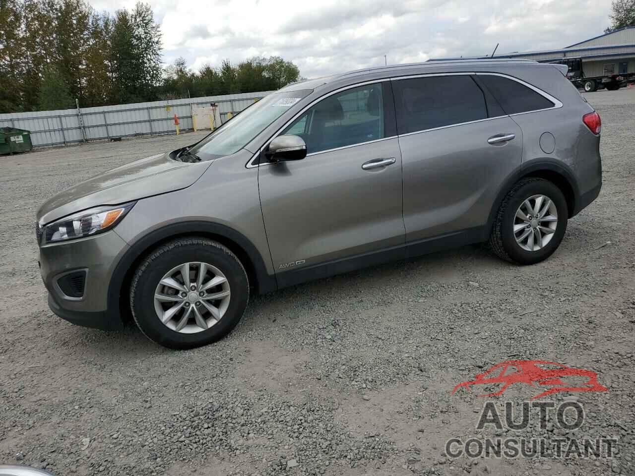 KIA SORENTO 2017 - 5XYPGDA51HG195365