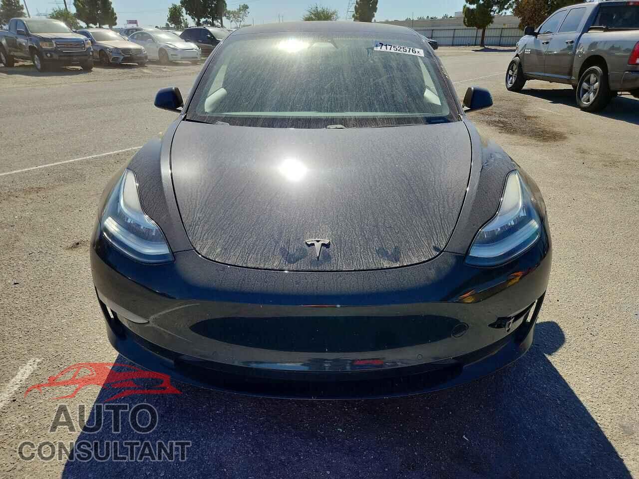 TESLA MODEL 3 2019 - 5YJ3E1EA0KF415717