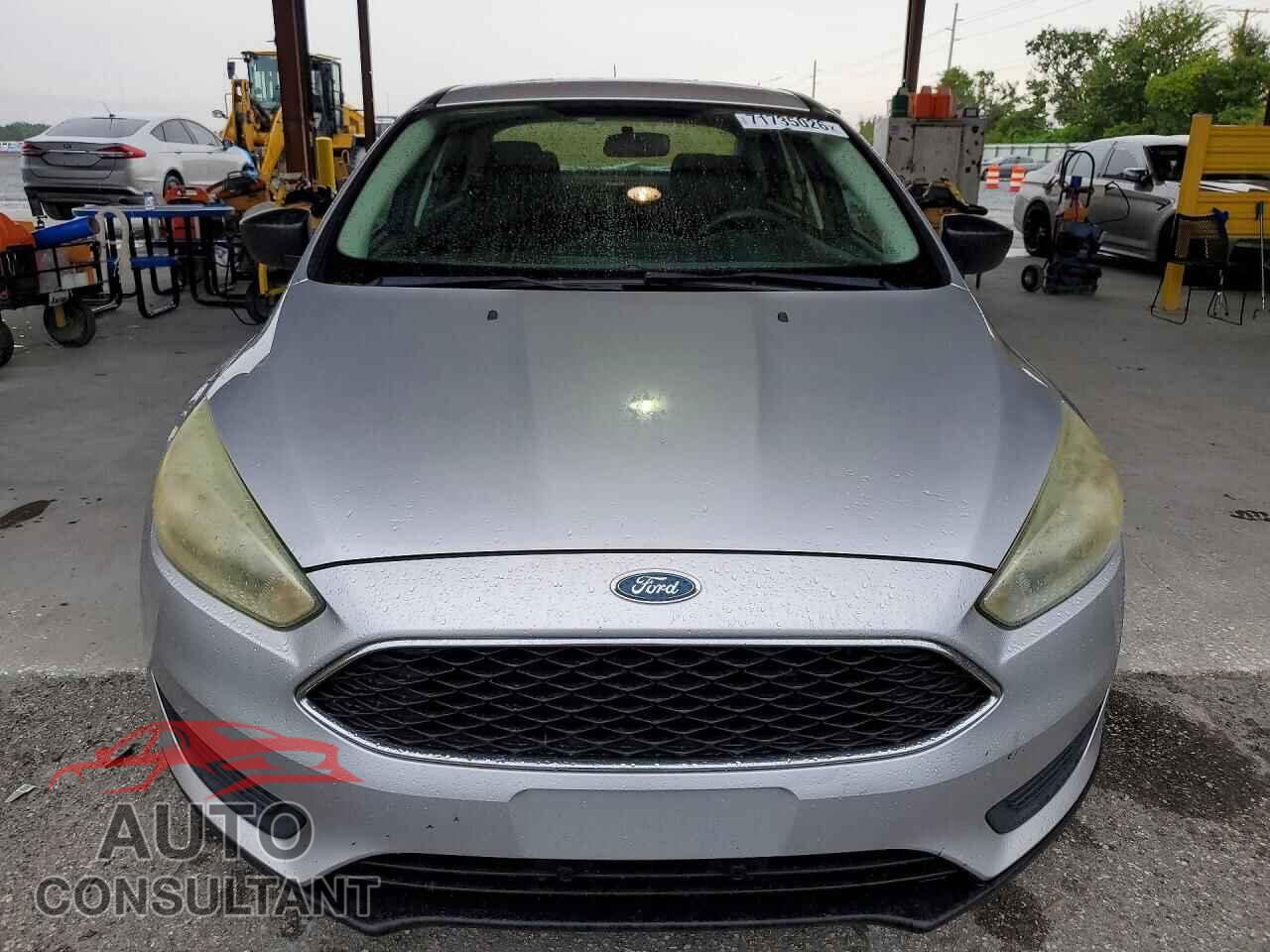 FORD FOCUS 2016 - 1FADP3E21GL279952