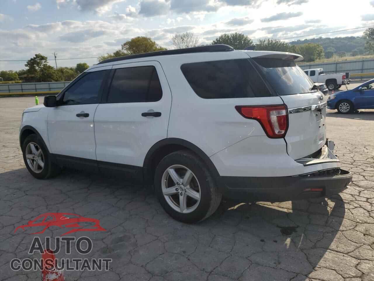 FORD EXPLORER 2018 - 1FM5K7B82JGB39112