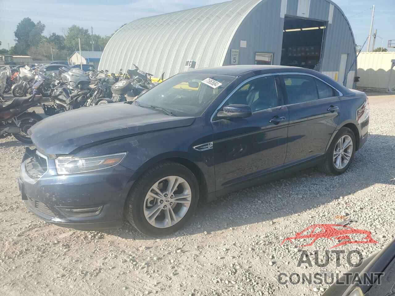 FORD TAURUS 2017 - 1FAHP2E81HG133318