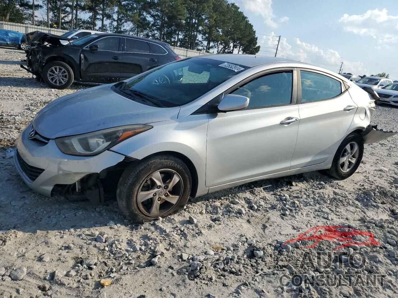 HYUNDAI ELANTRA 2015 - 5NPDH4AE7FH555101