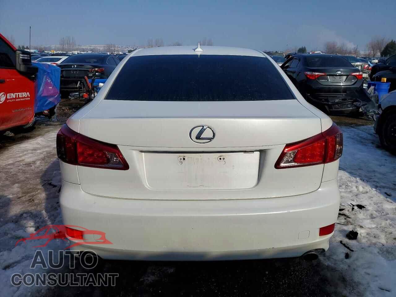 LEXUS IS 2011 - JTHCF5C28B5046962