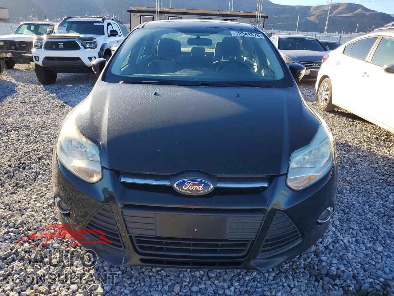 FORD FOCUS 2014 - 1FADP3F26EL247252