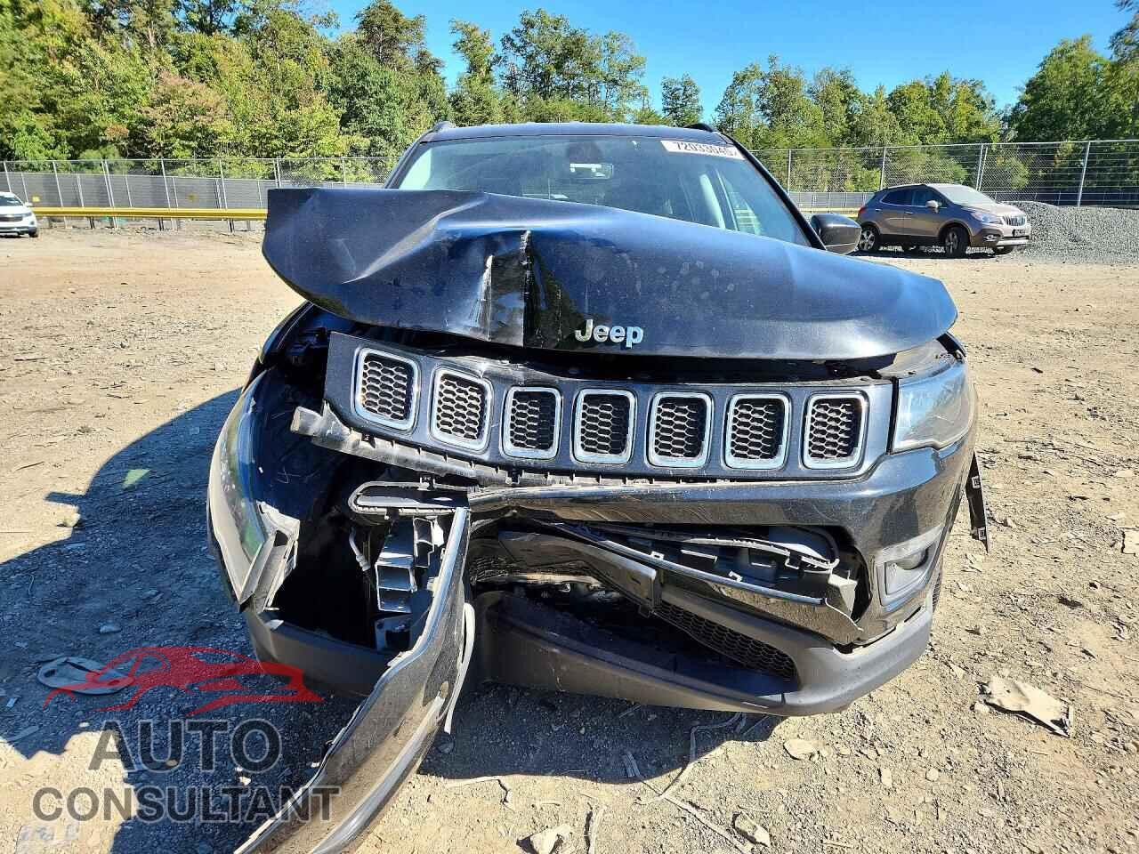 JEEP COMPASS 2018 - 3C4NJDBB8JT436303