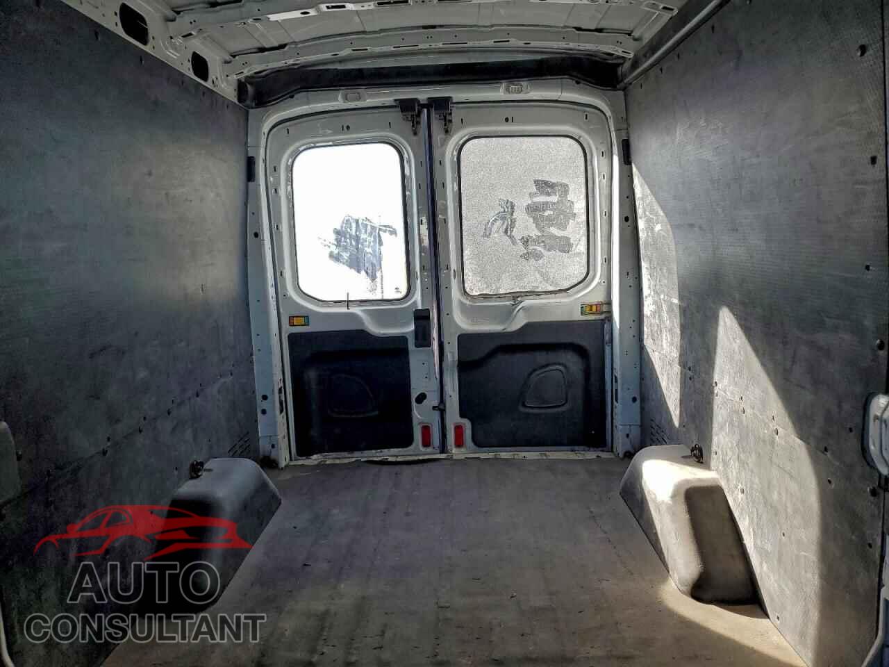 FORD TRANSIT 2020 - 1FTBR2C8XLKA04223