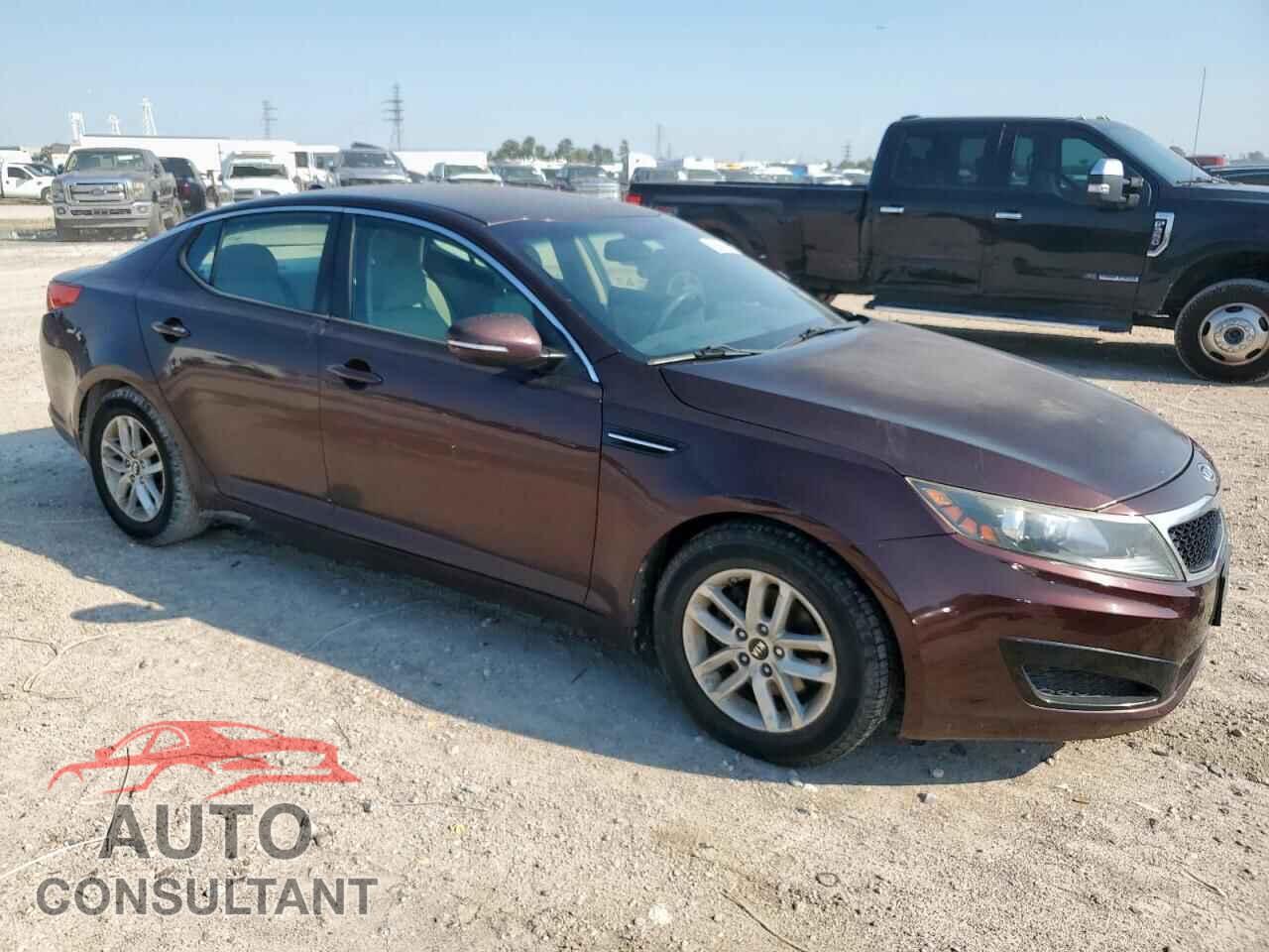 KIA OPTIMA 2011 - KNAGM4A78B5083122