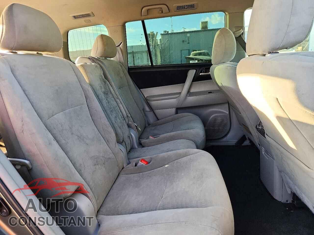TOYOTA HIGHLANDER 2013 - 5TDBK3EH8DS210478