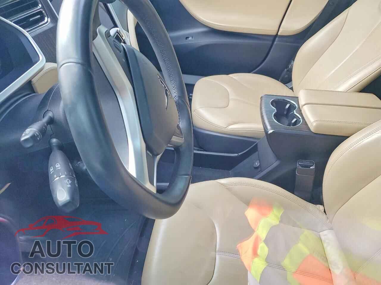 TESLA MODEL S 2013 - 5YJSA1DN5DFP04526