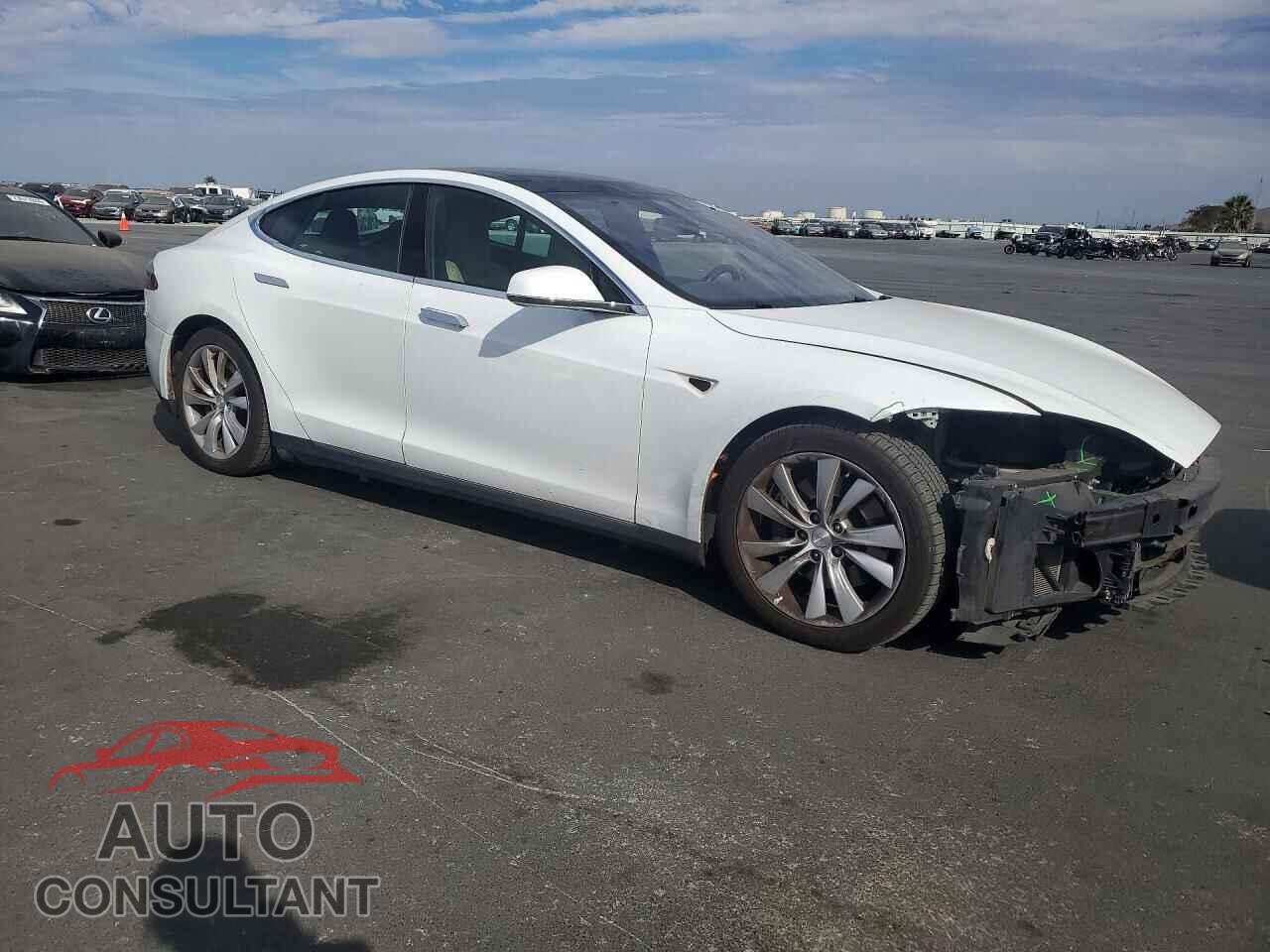 TESLA MODEL S 2015 - 5YJSA1H29FF091944