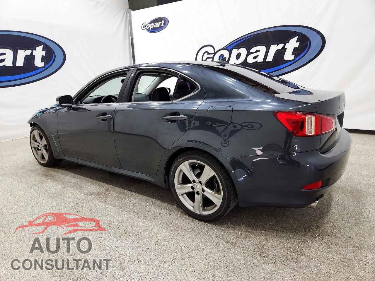 LEXUS IS 2011 - JTHBF5C2XB2101036