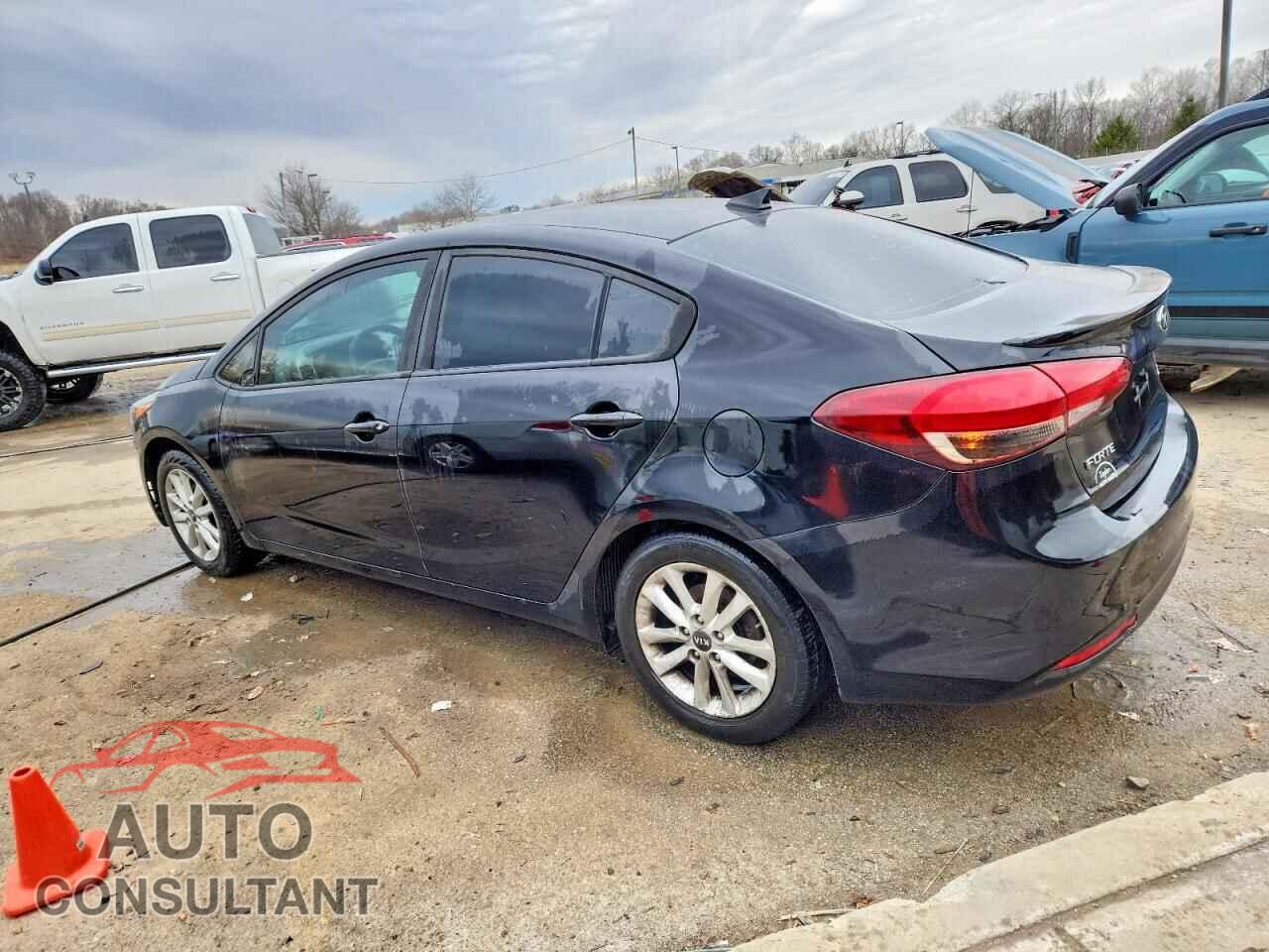 KIA FORTE 2017 - 3KPFL4A74HE106961