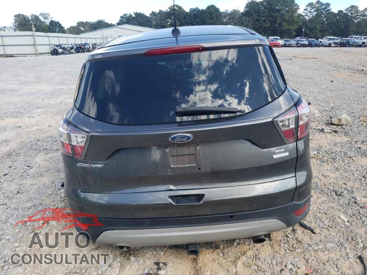 FORD ESCAPE 2017 - 1FMCU0GD8HUB45653