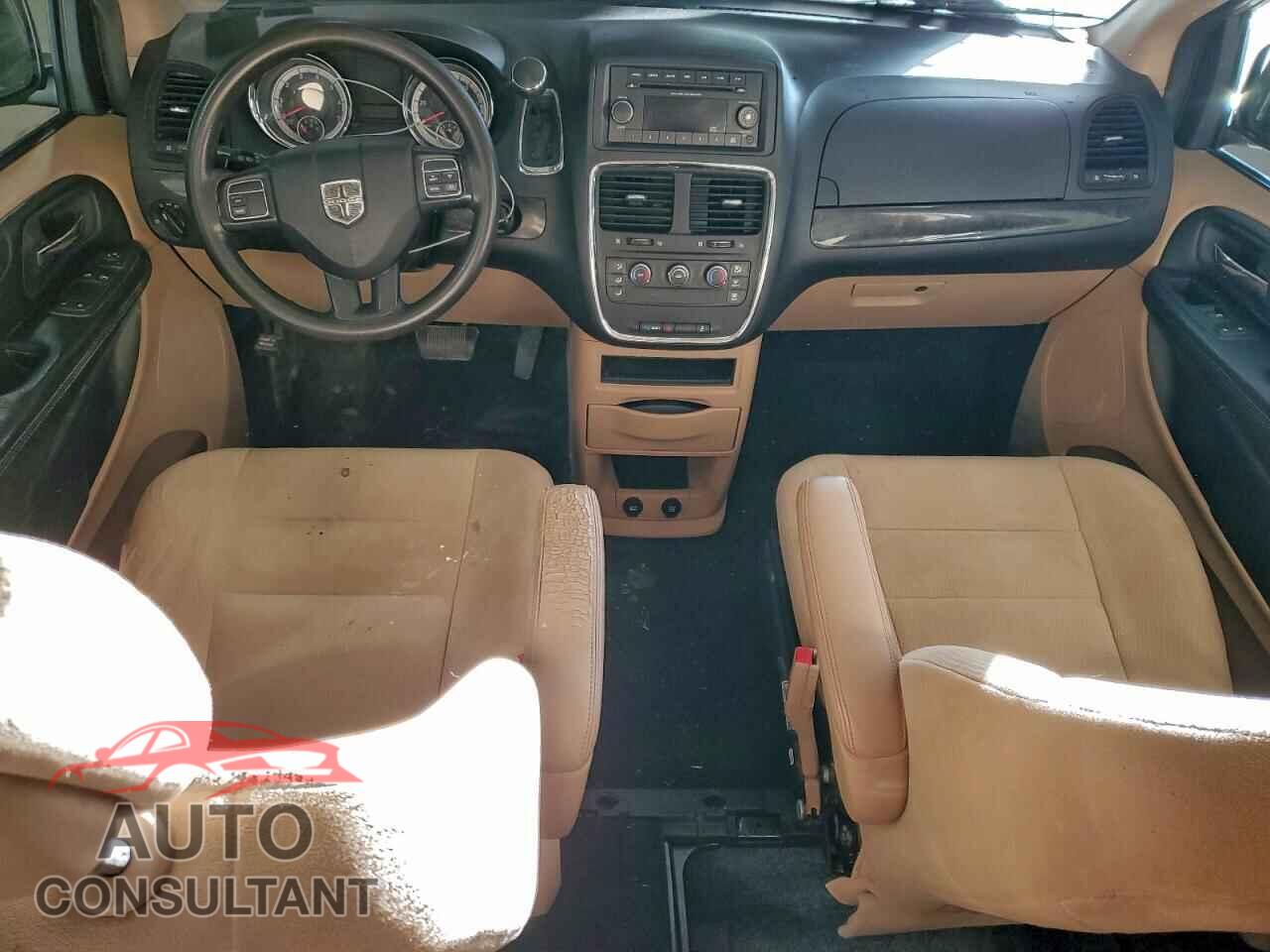 DODGE CARAVAN 2015 - 2C4RDGBGXFR606192