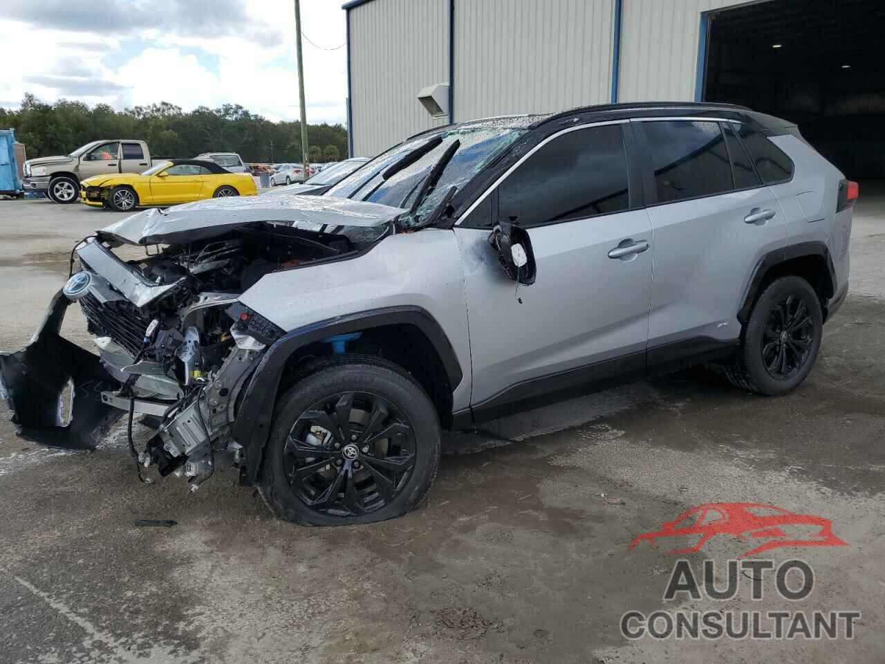 TOYOTA RAV4 2023 - 2T3E6RFV3PW042406