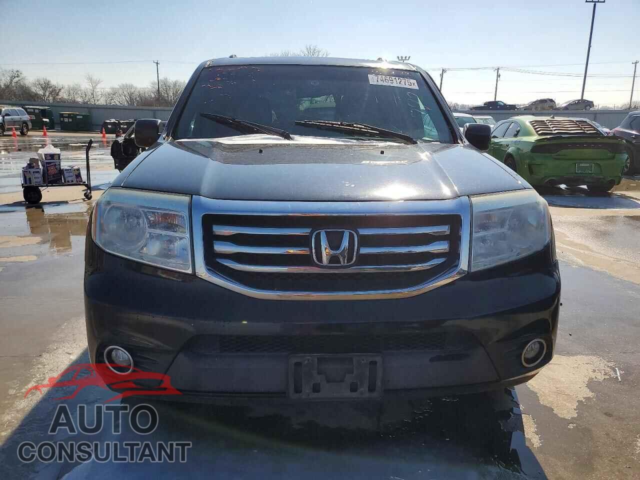 HONDA PILOT 2012 - 5FNYF4H50CB007724
