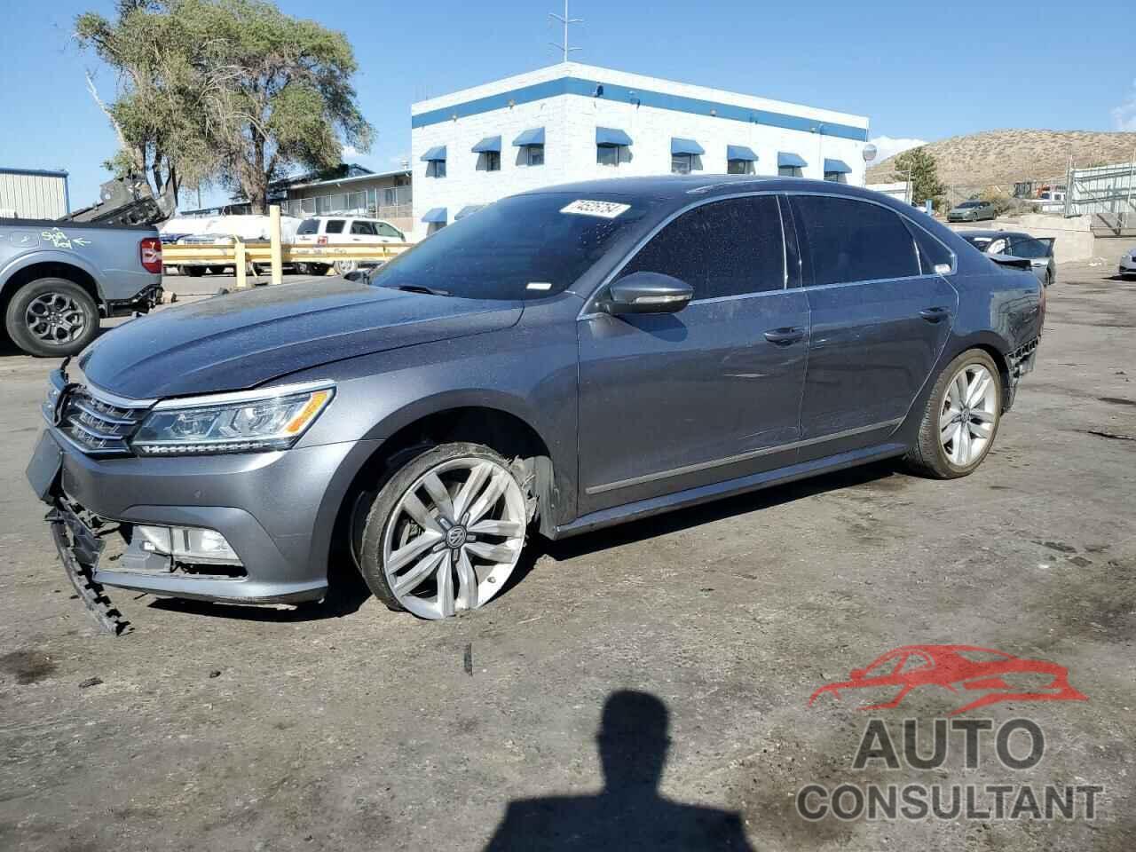 VOLKSWAGEN PASSAT 2017 - 1VWGT7A30HC074422