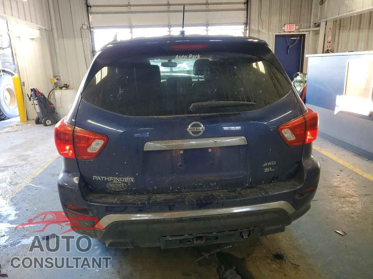NISSAN PATHFINDER 2017 - 5N1DR2MM9HC668000