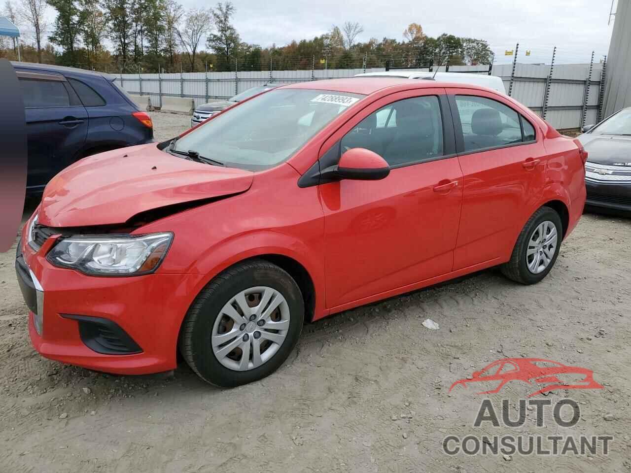 CHEVROLET SONIC 2018 - 1G1JB5SH8J4123076