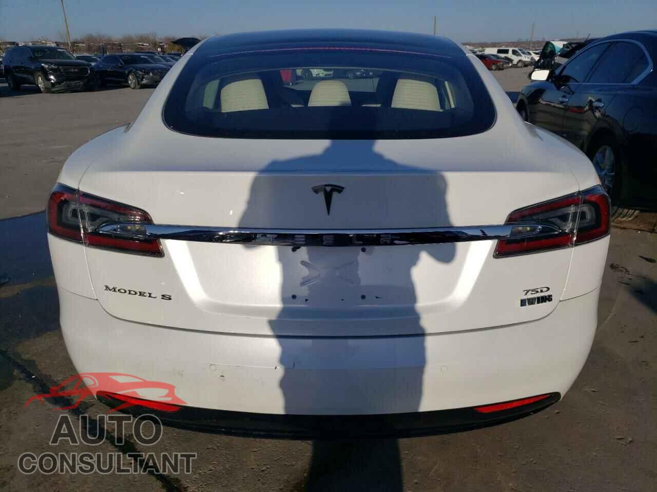 TESLA MODEL S 2017 - 5YJSA1E28HF228699