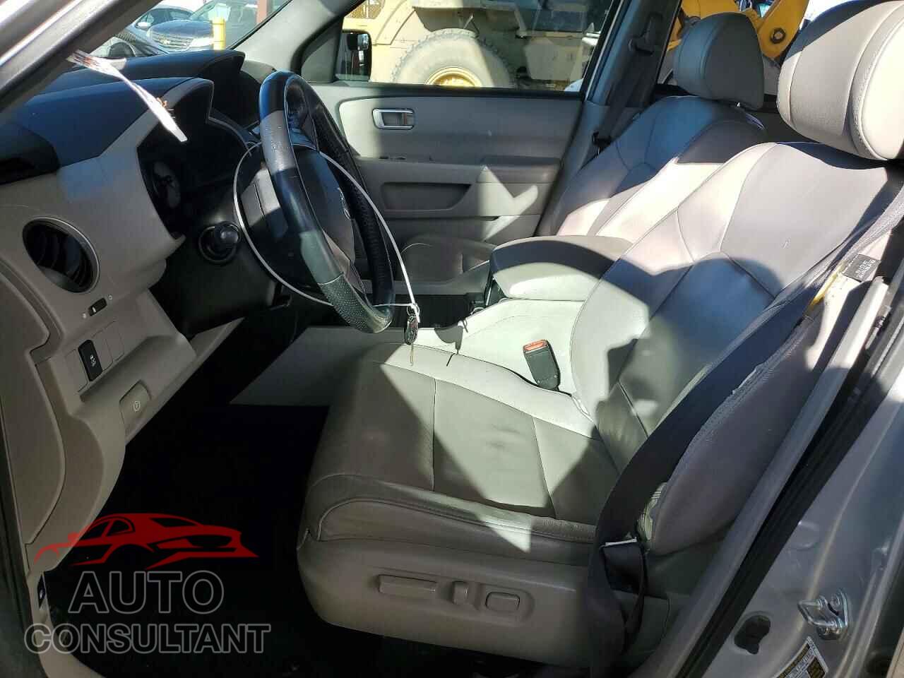 HONDA PILOT 2014 - 5FNYF4H50EB037745