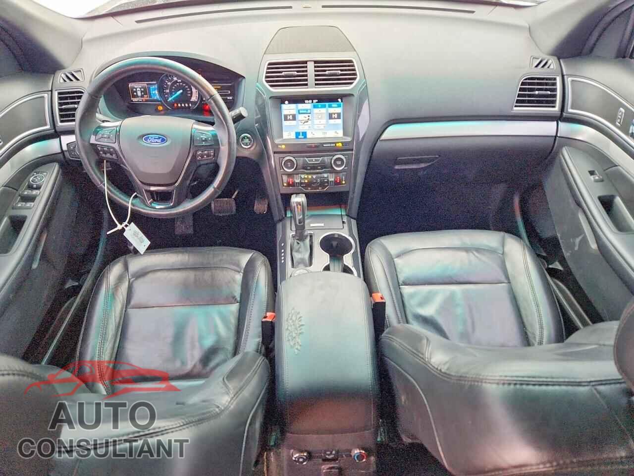 FORD EXPLORER 2017 - 1FM5K8D89HGA73400