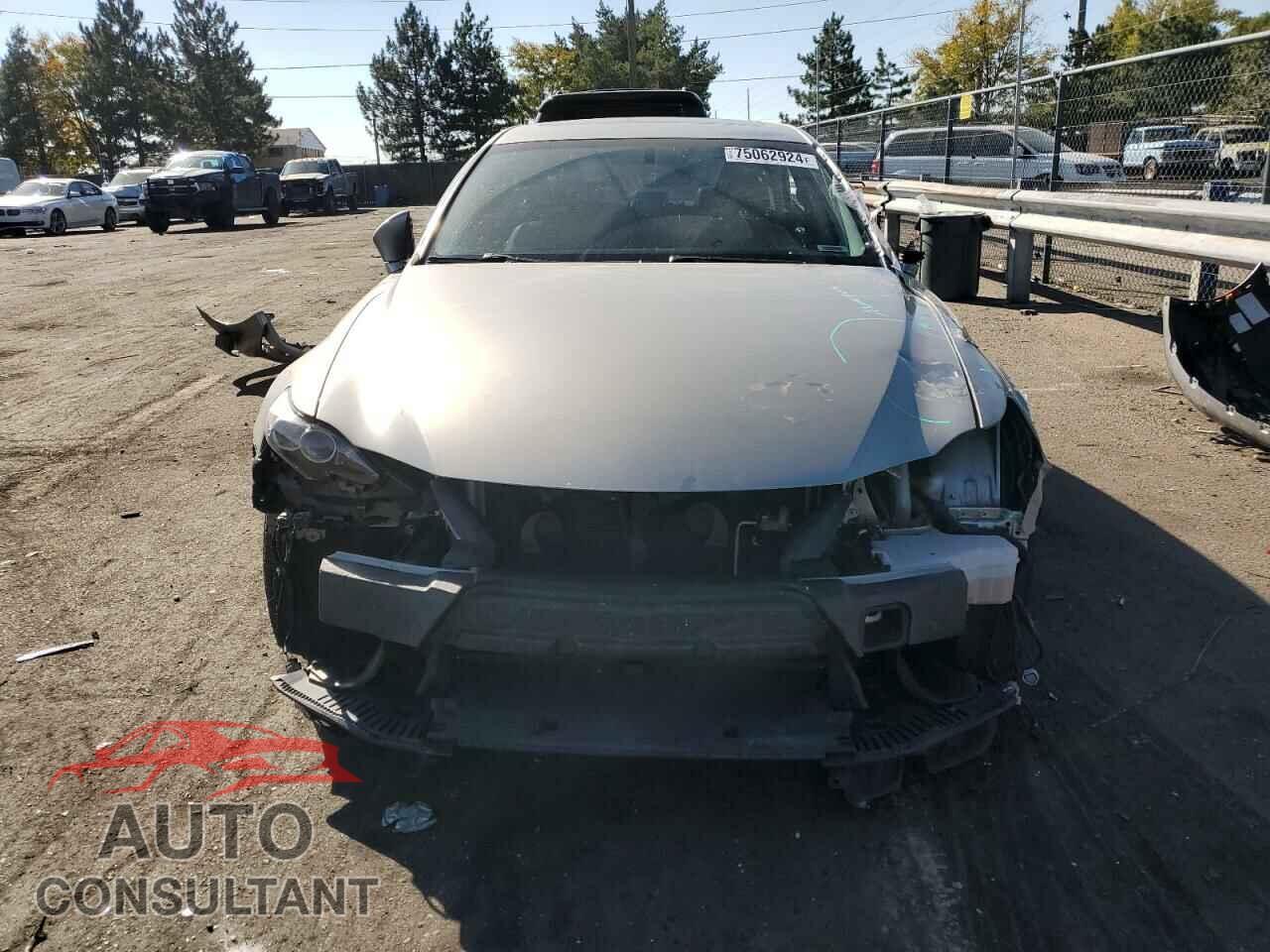LEXUS IS 2015 - JTHCF1D21F5029496