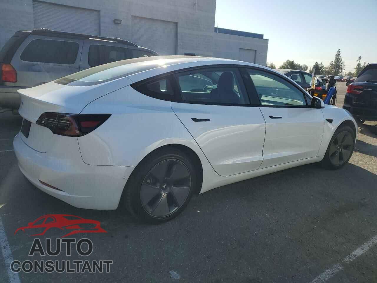 TESLA MODEL 3 2021 - 5YJ3E1EA1MF092300