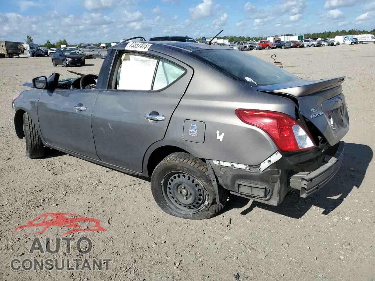 NISSAN VERSA 2017 - 3N1CN7AP1HL807227