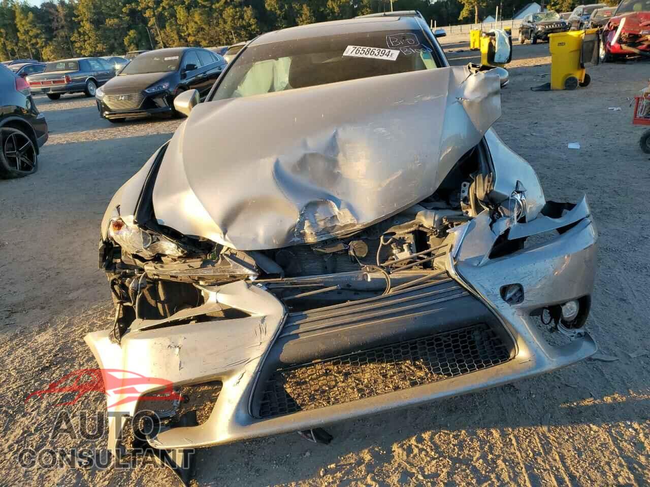 LEXUS IS 2016 - JTHBA1D28G5015686