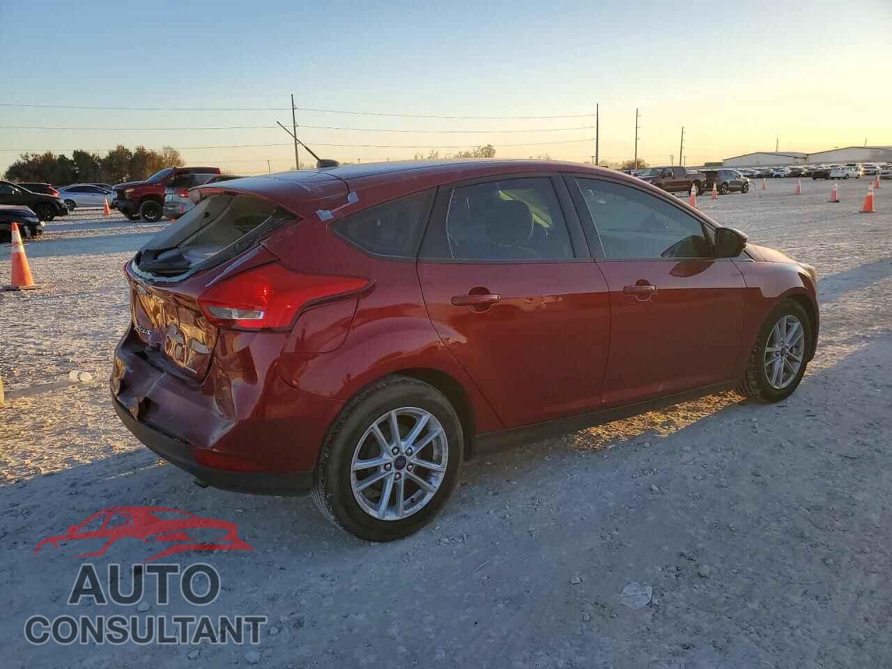 FORD FOCUS 2017 - 1FADP3K2XHL246566