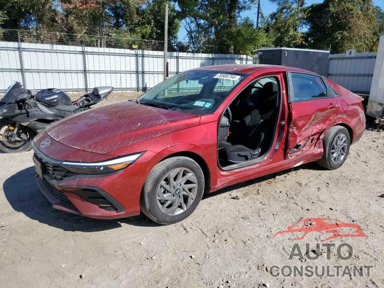 HYUNDAI ELANTRA 2024 - KMHLM4DG6RU781012
