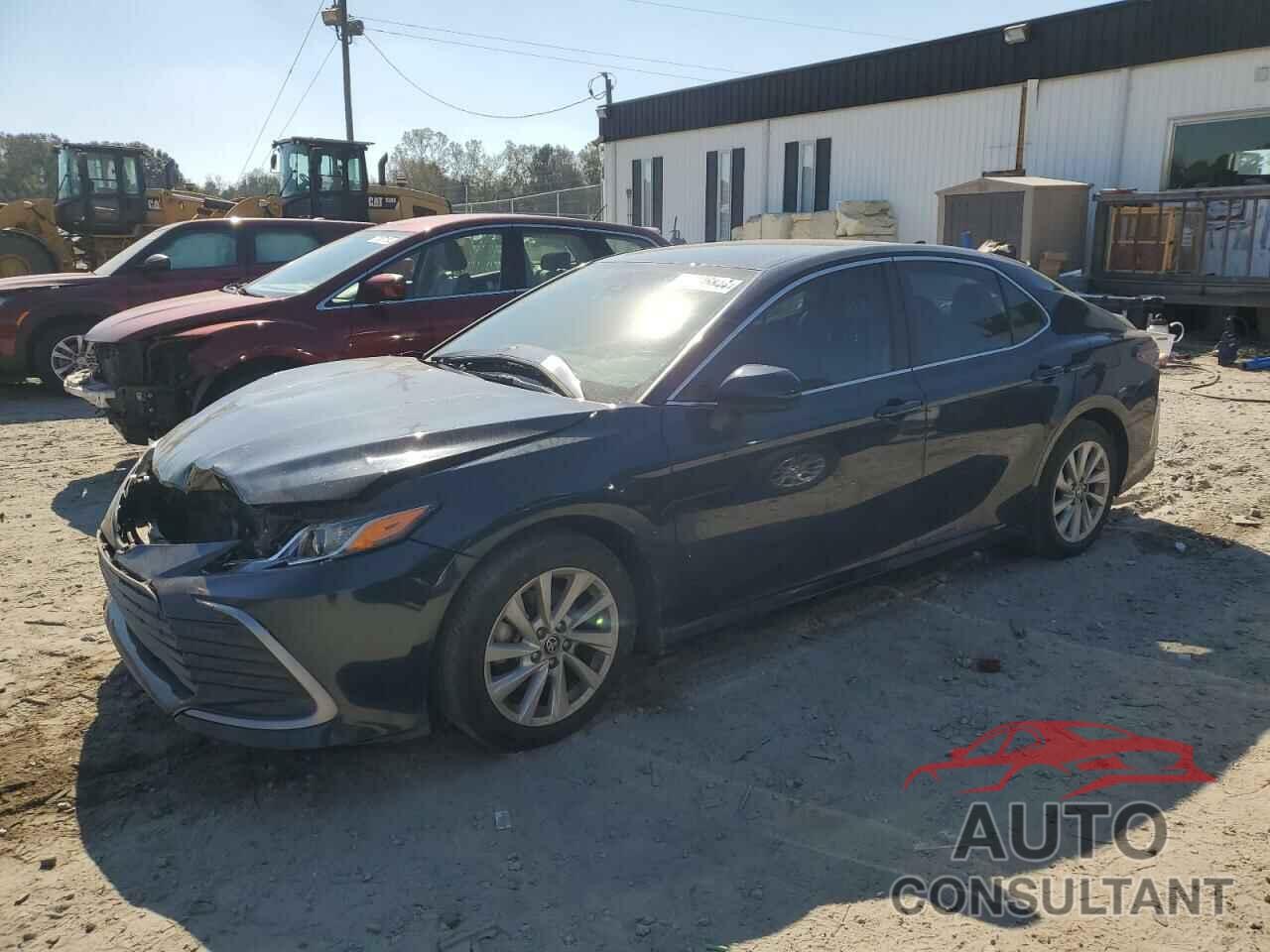 TOYOTA CAMRY 2021 - 4T1C11AK6MU564438