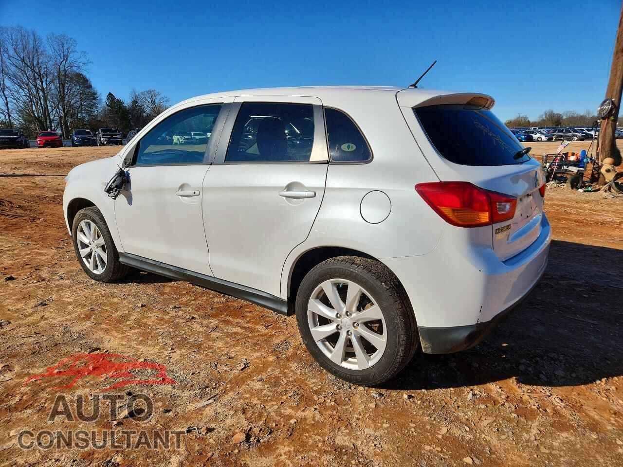 MITSUBISHI OUTLANDER 2015 - 4A4AR3AU2FE018596