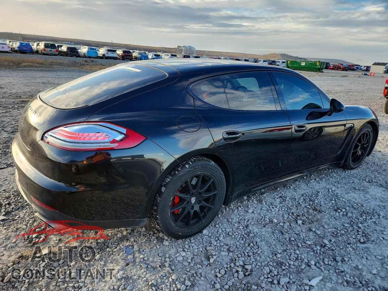 PORSCHE PANAMERA 2014 - WP0AA2A70EL014494