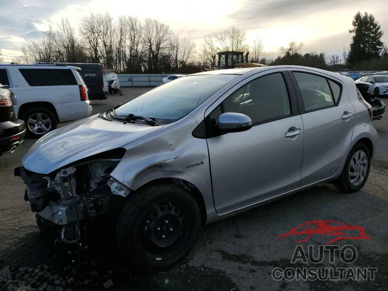 TOYOTA PRIUS 2015 - JTDKDTB31F1584188