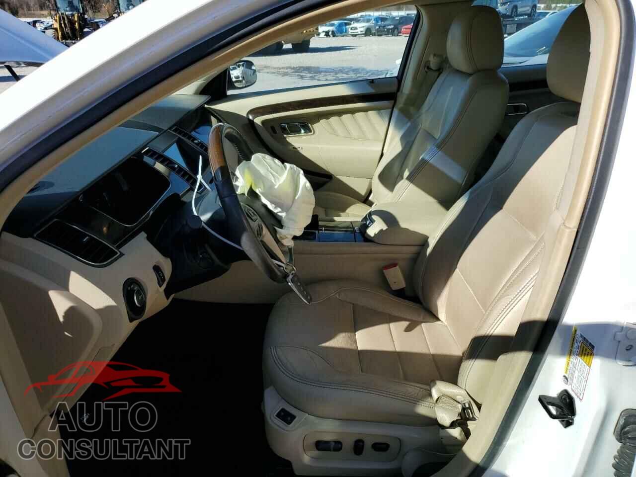 FORD TAURUS 2016 - 1FAHP2F8XGG138028