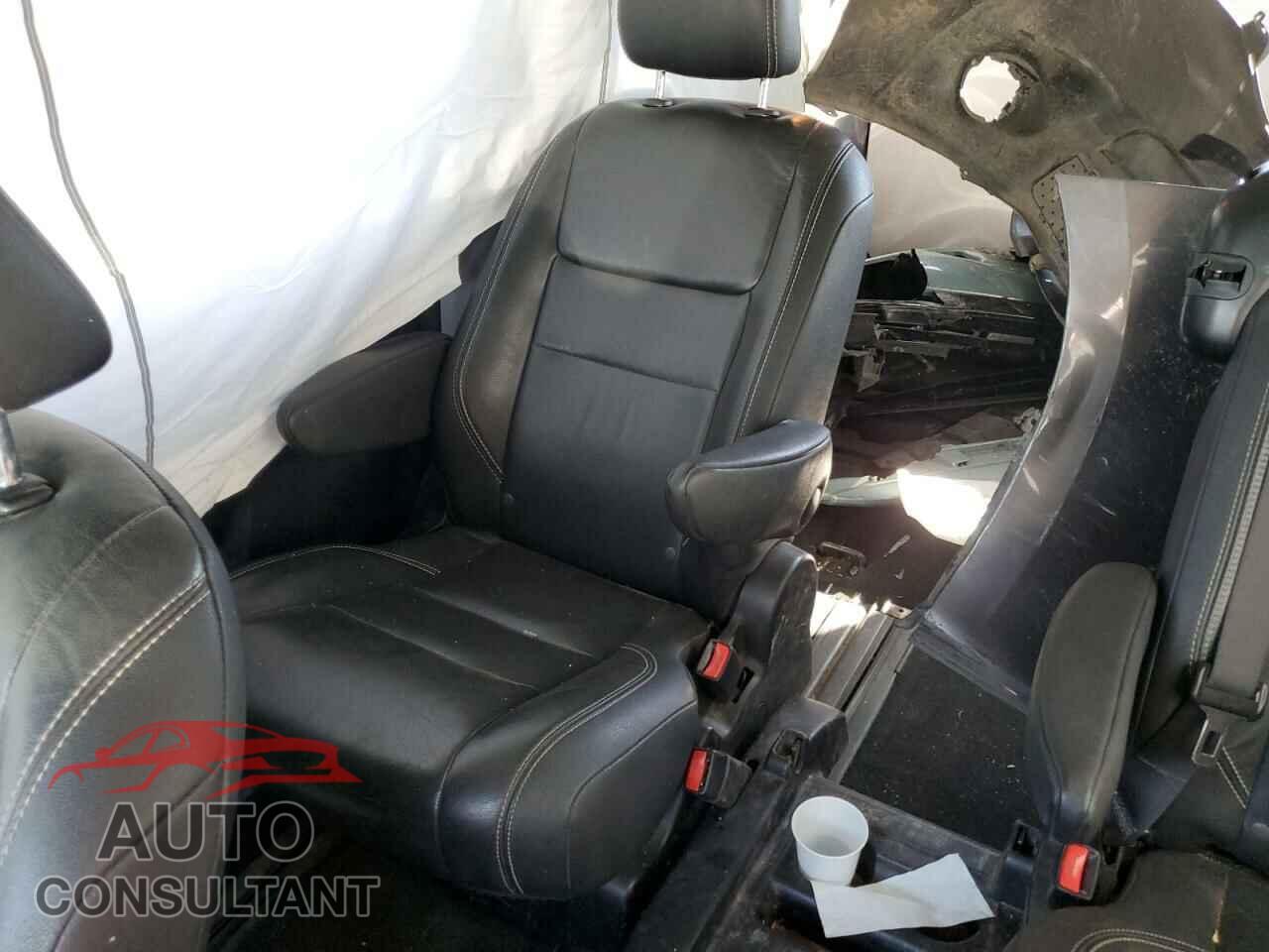 TOYOTA SIENNA 2017 - 5TDXZ3DC4HS899772