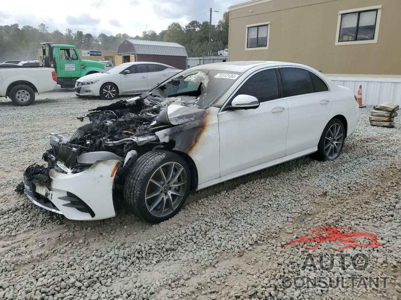 MERCEDES-BENZ E-CLASS 2022 - W1KZF8DB3NB086891