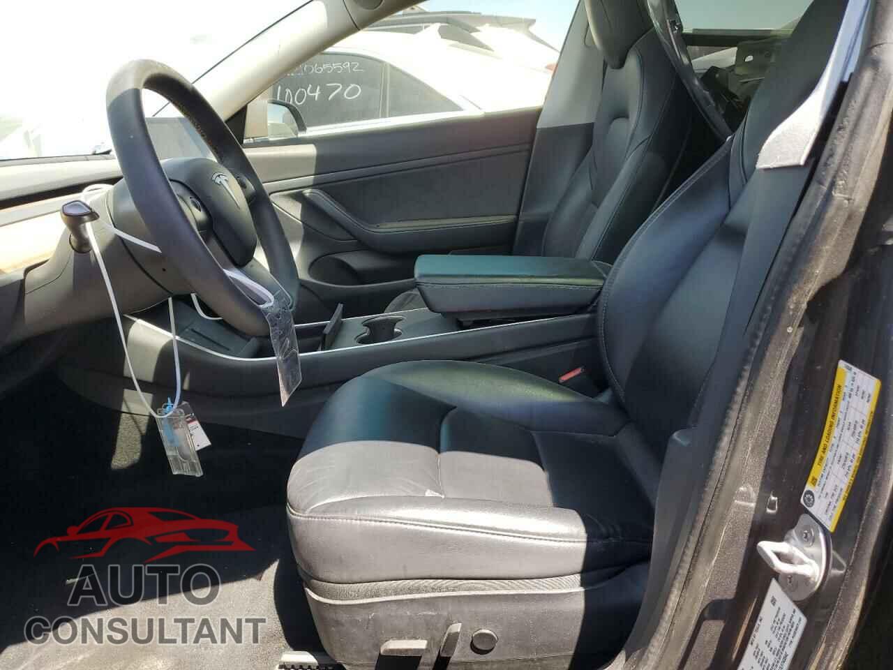 TESLA MODEL 3 2020 - 5YJ3E1EA7LF743542