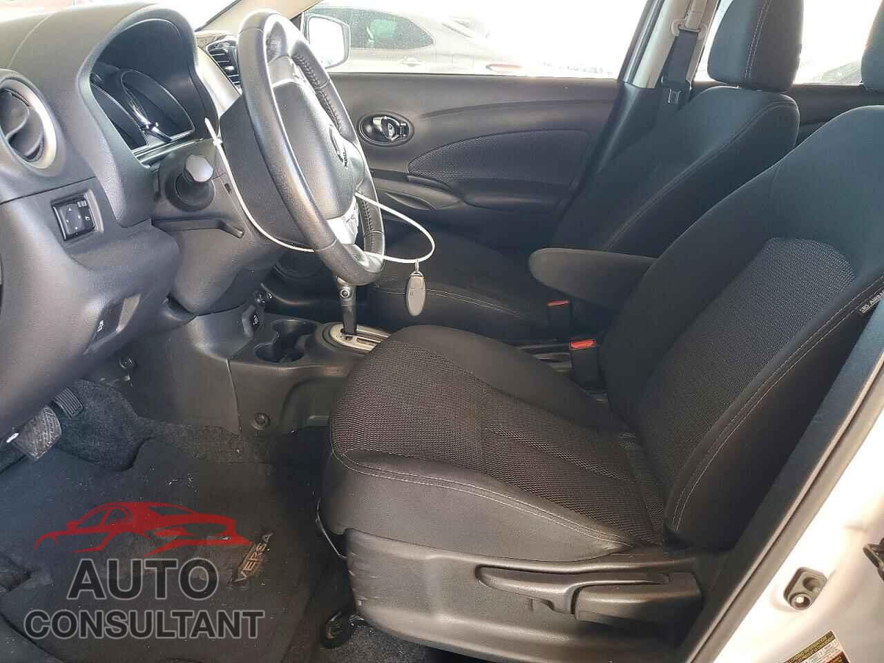 NISSAN VERSA 2019 - 3N1CN7AP3KL802098